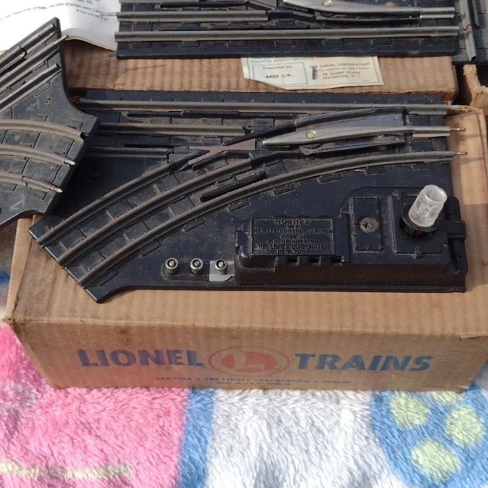 Lionel Train Remote Control Switches & Maintenance Kit - Picture 5 of 7